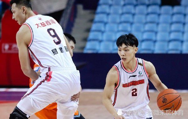 杰伦-布朗23投14中得到30分9板2帽拼到6犯离场今日NBA季中锦标赛，凯尔特人112-122不敌步行者。